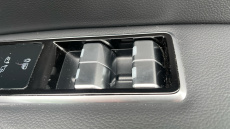 Jaguar F-Pace 2.0 D200 R-Dynamic Black 5dr Auto AWD Diesel Estate